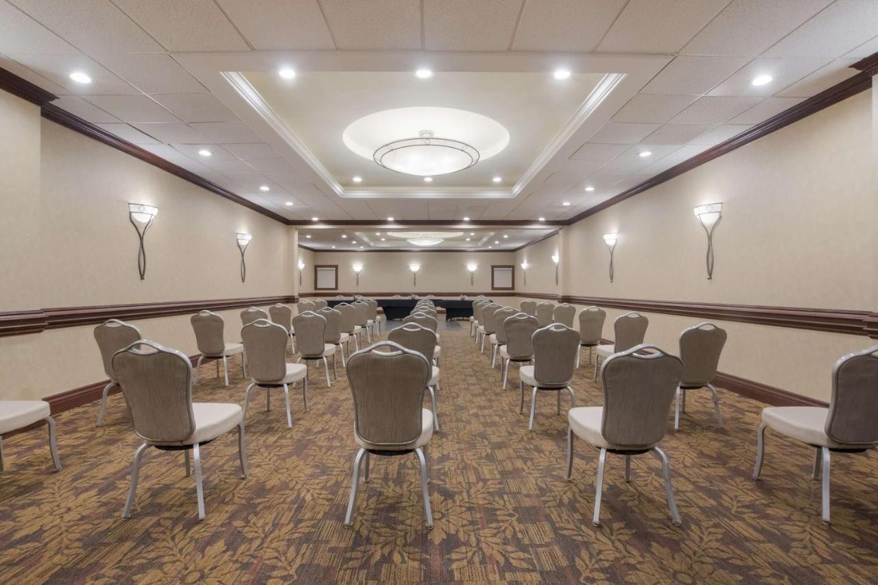 Best Western St Catharines Hotel & Conference Centre Sainte-Catherine Kültér fotó
